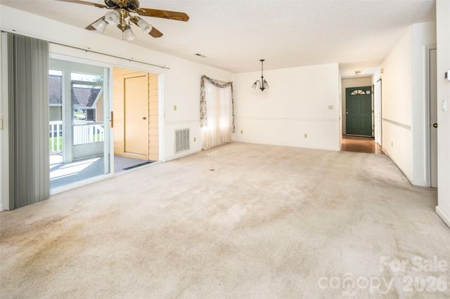 803 Woodlea Court, Asheville, NC 28806