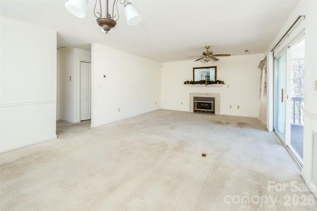 803 Woodlea Court, Asheville, NC 28806