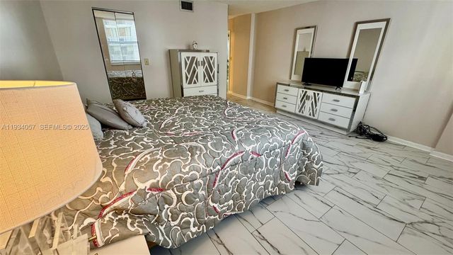 1865 S Ocean Dr 11B, Hallandale Beach, FL 33009