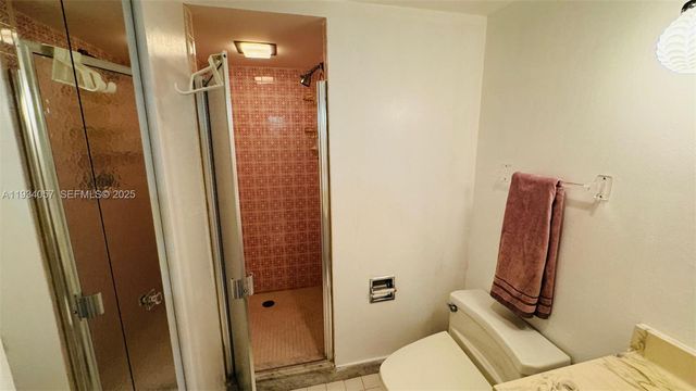 1865 S Ocean Dr 11B, Hallandale Beach, FL 33009