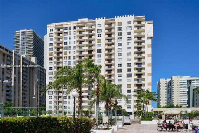 1865 S Ocean Dr 11B, Hallandale Beach, FL 33009