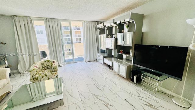1865 S Ocean Dr 11B, Hallandale Beach, FL 33009