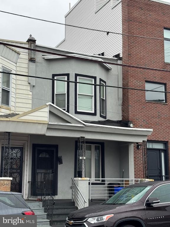 3048 W OXFORD ST, Philadelphia, PA 19121