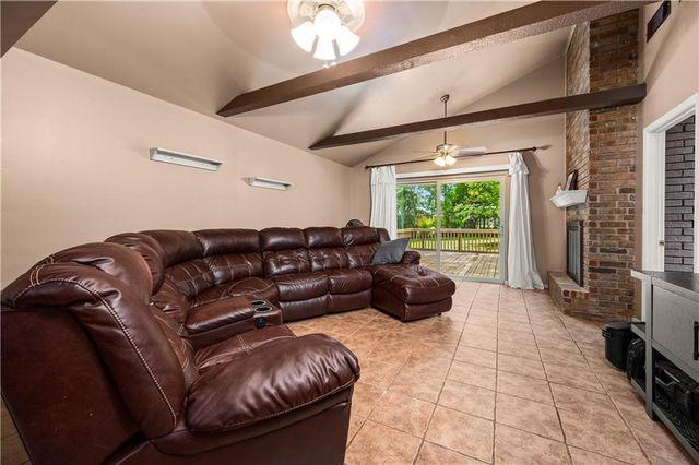 605 HOLIDAY Circle, Pineville, LA 71360