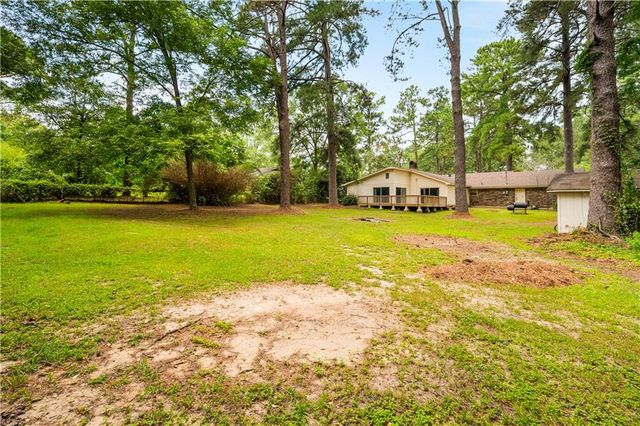 605 HOLIDAY Circle, Pineville, LA 71360