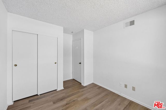 19221 Sherman Way 40, Reseda, CA 91335