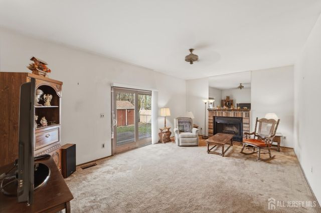 1177 Aaron Road, North Brunswick, NJ 08902