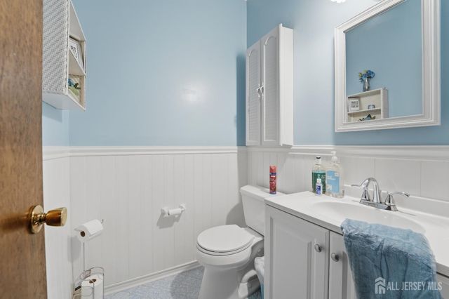 1177 Aaron Road, North Brunswick, NJ 08902