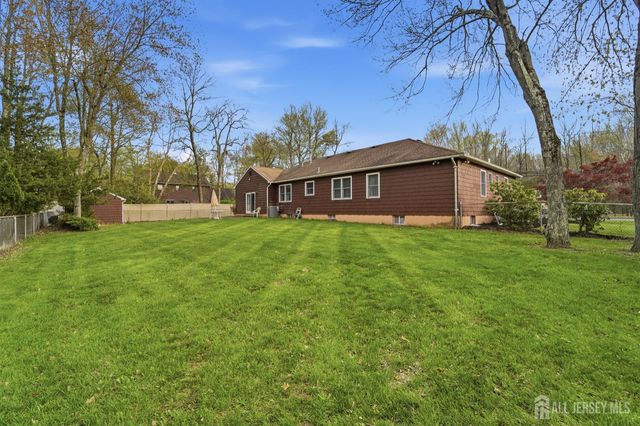 1177 Aaron Road, North Brunswick, NJ 08902