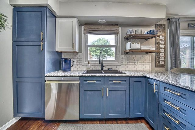 10635 S Shepard AVENUE, Oak Creek, WI 53154
