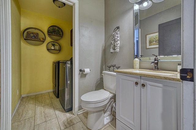 10635 S Shepard AVENUE, Oak Creek, WI 53154