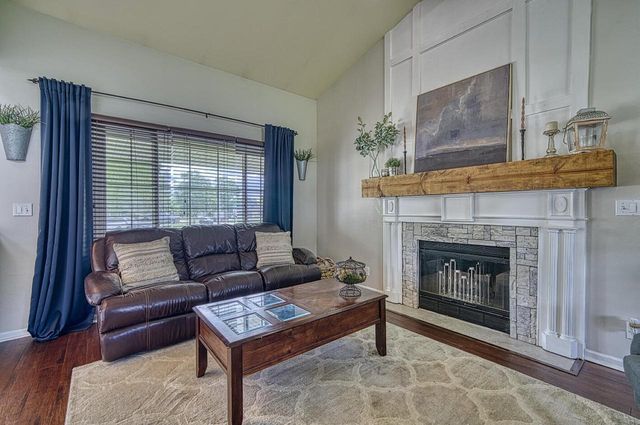 10635 S Shepard AVENUE, Oak Creek, WI 53154