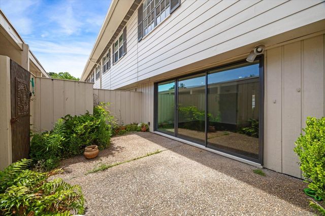 5827 Valley Forge Drive 83, Houston, TX 77057