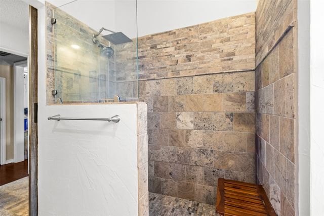 4219 Pleasant Oaks Court, Arlington, TX 76016