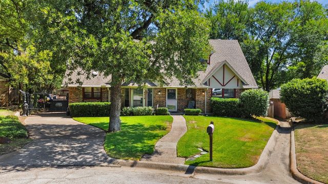 4219 Pleasant Oaks Court, Arlington, TX 76016