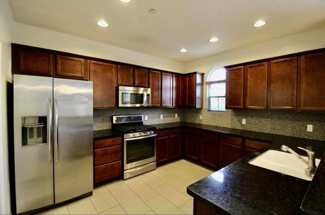 52065 Graythorn Way, La Quinta, CA 92253