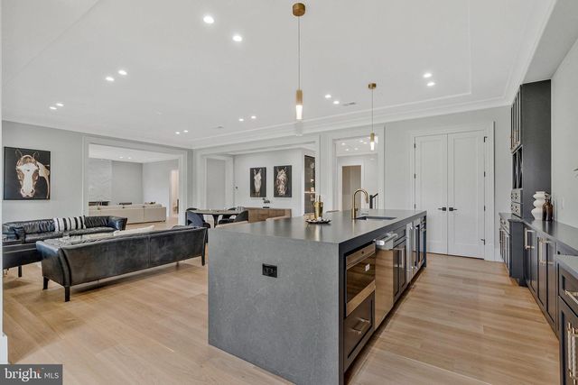 744 LAWTON STREET, Mclean, VA 22101