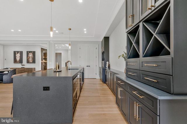 744 LAWTON STREET, Mclean, VA 22101