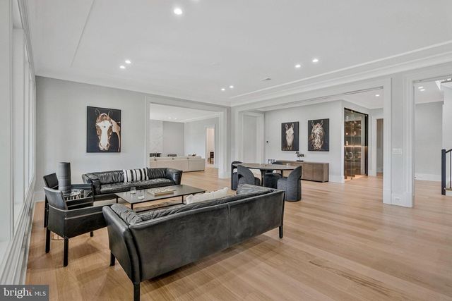 744 LAWTON STREET, Mclean, VA 22101