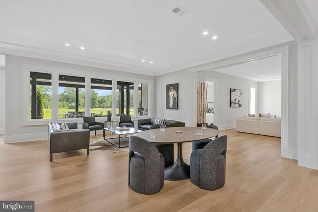 744 LAWTON STREET, Mclean, VA 22101