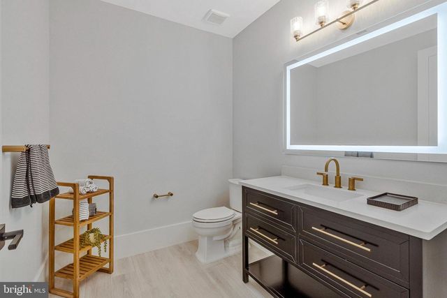 744 LAWTON STREET, Mclean, VA 22101