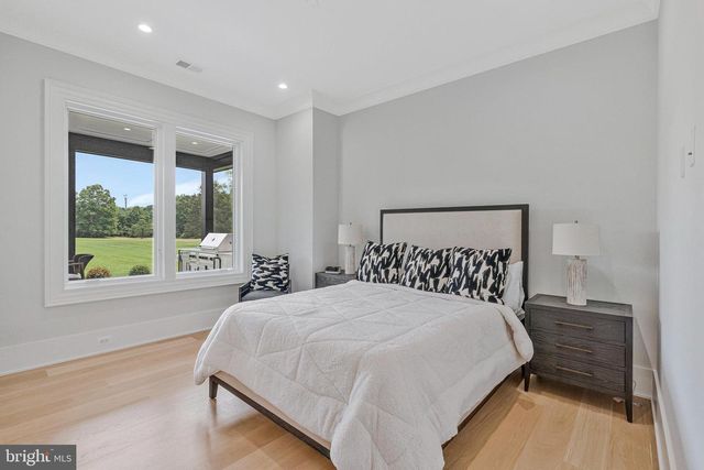 744 LAWTON STREET, Mclean, VA 22101