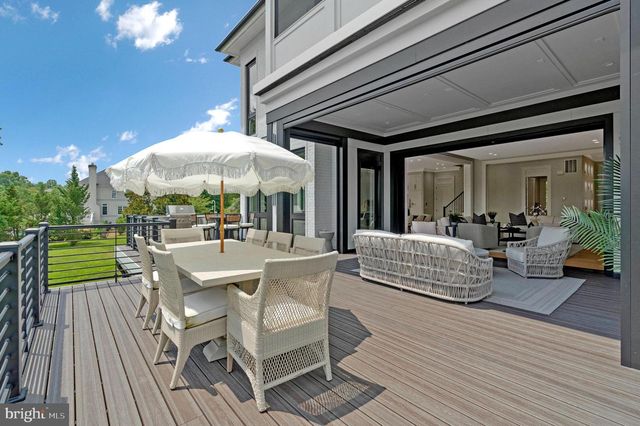 744 LAWTON STREET, Mclean, VA 22101