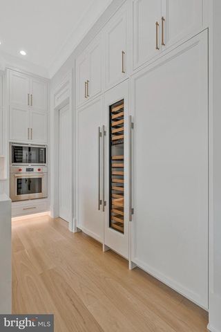 744 LAWTON STREET, Mclean, VA 22101