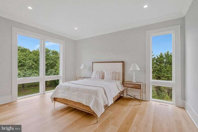744 LAWTON STREET, Mclean, VA 22101