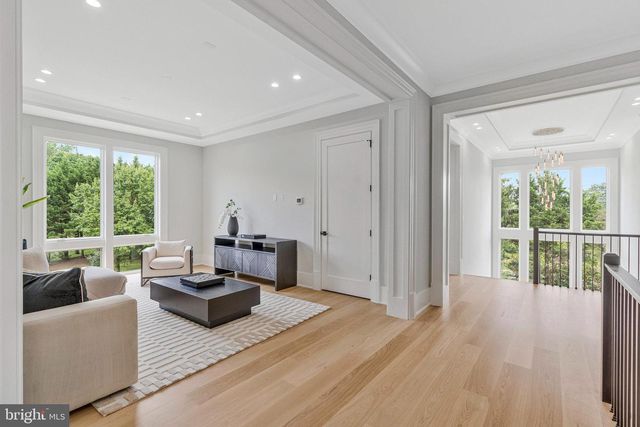 744 LAWTON STREET, Mclean, VA 22101