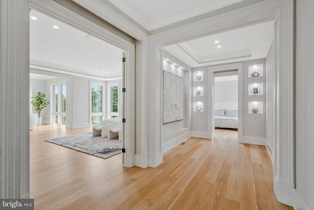744 LAWTON STREET, Mclean, VA 22101
