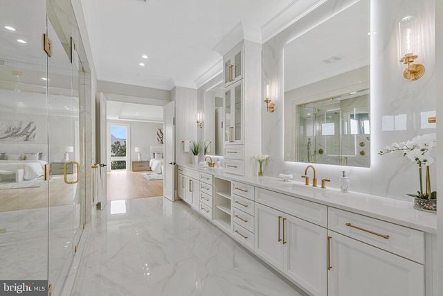 744 LAWTON STREET, Mclean, VA 22101