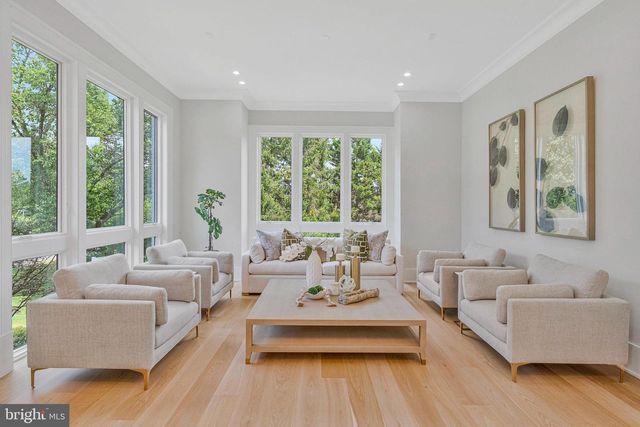 744 LAWTON STREET, Mclean, VA 22101