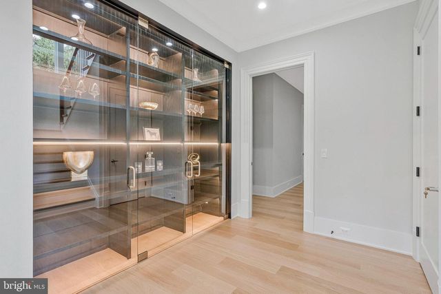 744 LAWTON STREET, Mclean, VA 22101