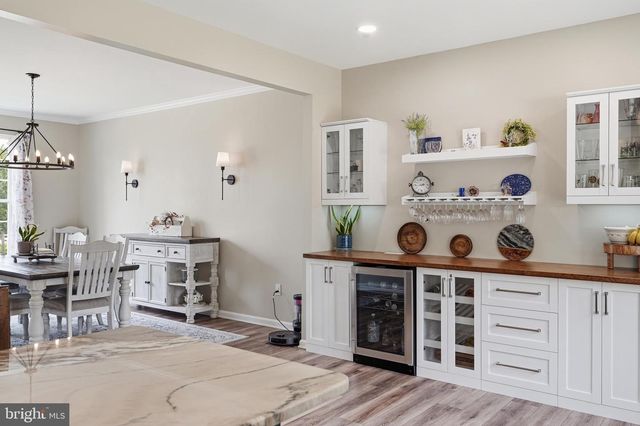 4861 MCLAUREN CT, Frederick, MD 21703
