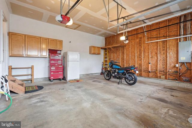 4861 MCLAUREN CT, Frederick, MD 21703