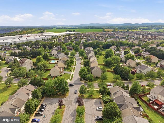4861 MCLAUREN CT, Frederick, MD 21703