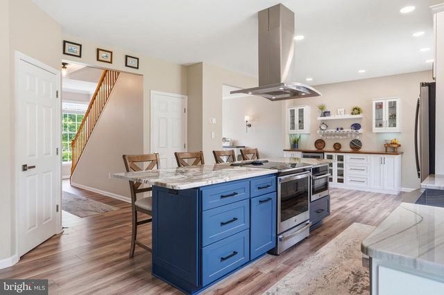 4861 MCLAUREN CT, Frederick, MD 21703