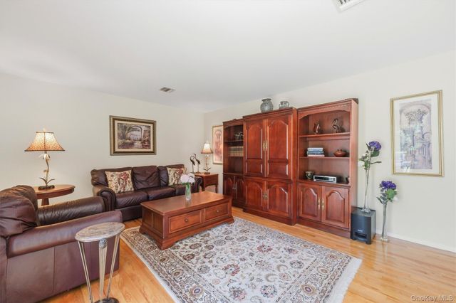 311 New Vernon Road, Middletown, NY 10940