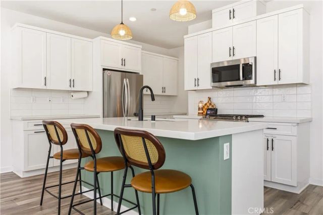 4057 Spring Haven Ln, Corona, CA 92883