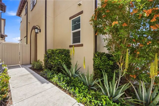 4057 Spring Haven Ln, Corona, CA 92883