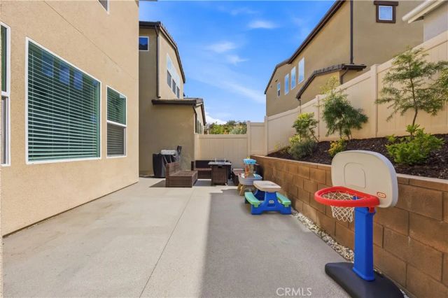 4057 Spring Haven Ln, Corona, CA 92883