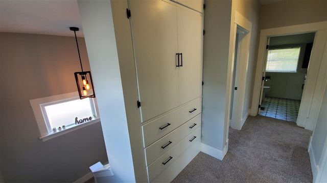 1350 Buffalo Avenue, Grand Rapids, MI 49505