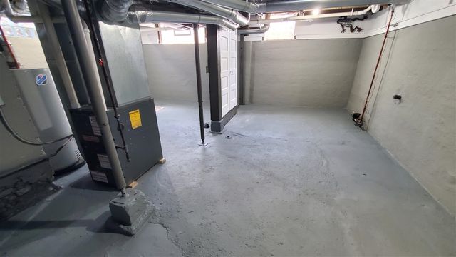 1350 Buffalo Avenue, Grand Rapids, MI 49505