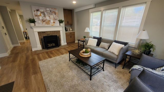 1350 Buffalo Avenue, Grand Rapids, MI 49505