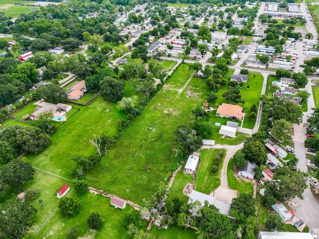3431 Mckinney Road, Baytown, TX 77521