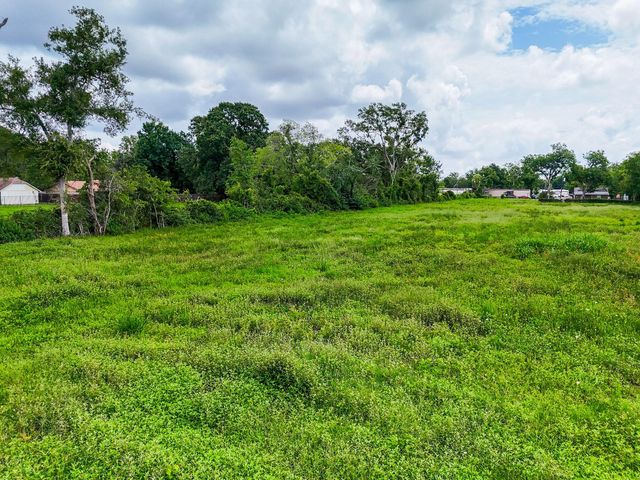 3431 Mckinney Road, Baytown, TX 77521