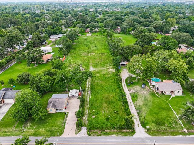3431 Mckinney Road, Baytown, TX 77521