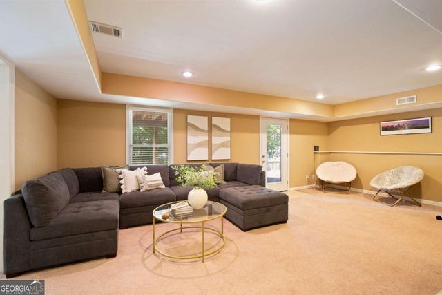 465 Hembree Grove Ovrlk, Roswell, GA 30076