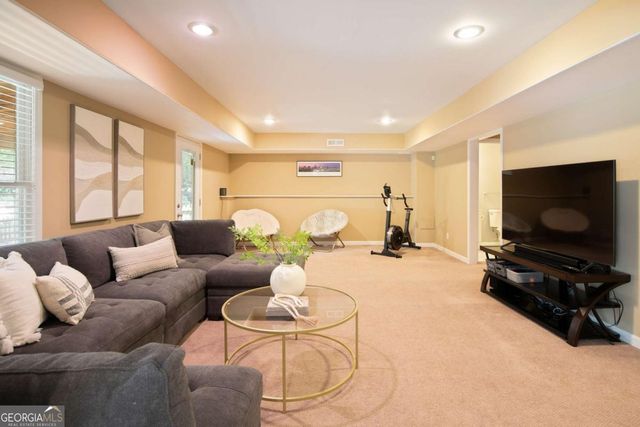 465 Hembree Grove Ovrlk, Roswell, GA 30076